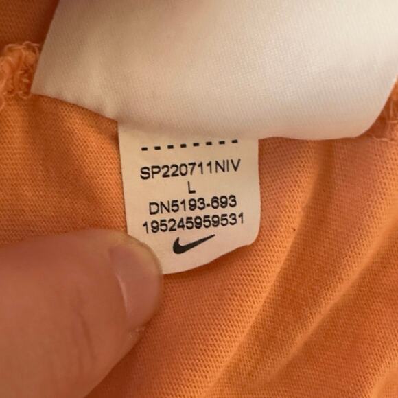 Nike Men’s The Nike Tee Size L Tropical Sun Graphic Casual Vacation Cotton - Picture 8 of 10